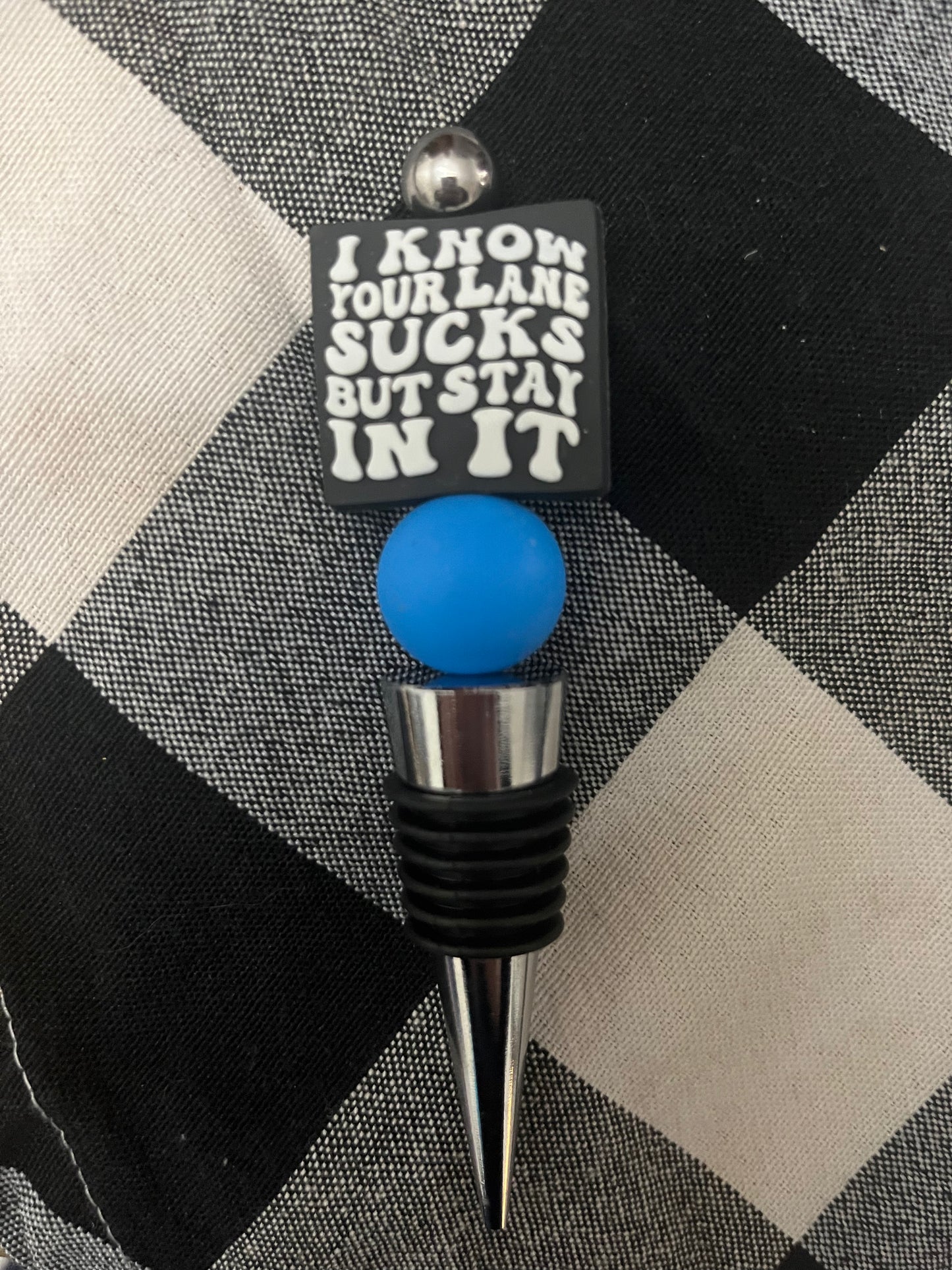 Wine bottle stopper